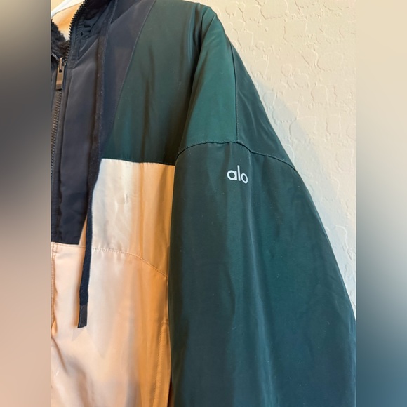 Alo Yoga Duality Sherpa-Lined Reversible Jacket size XL - Picture 3 of 13